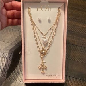 nOir Jewelry Gold and White Layered Necklace Set w/ Earrings